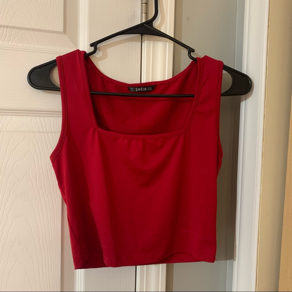 SHEIN Crop Top